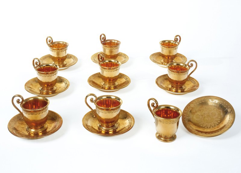 Manufacture de Dihl et Guérhard, Neuf tasses à glace et leurs soucoupes