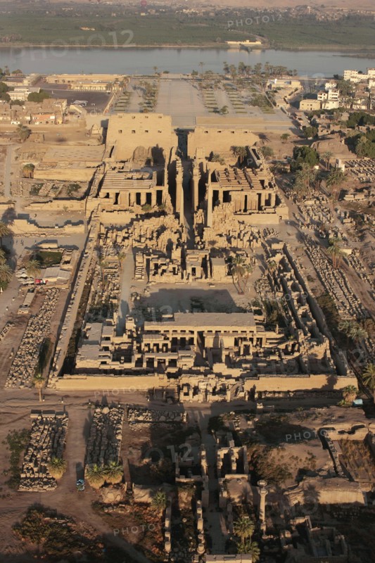 Temple d'Amon à Karnak vu de l'est