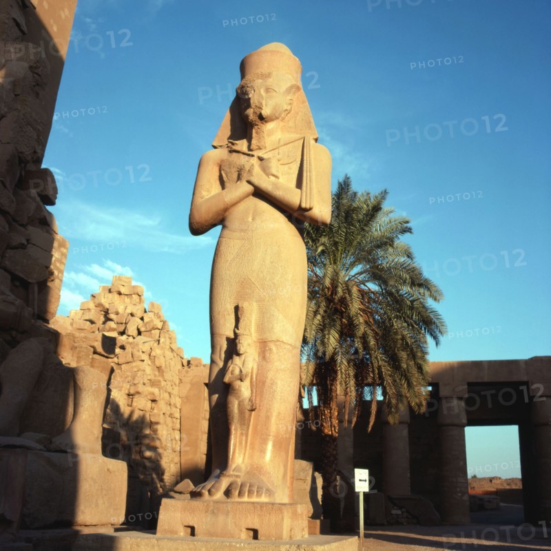 Karnak, Temple d’Amon-Rê, colosse ramésside usurpé par Pinedjem I