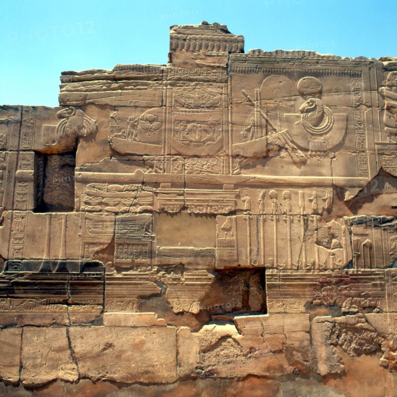 Gournah, Temple de Sethi Ier, sanctuaire de la barque d'Amon, la barque d'Amon