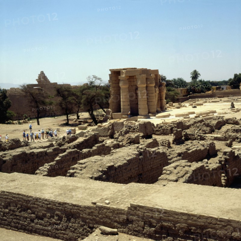 Ramesseum, Temple de Ramsès II, deuxième pylône