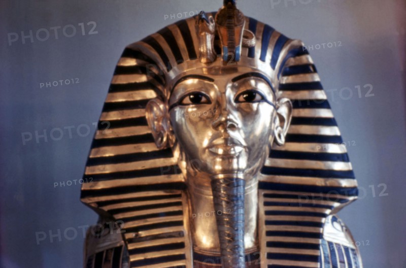 Golden mask