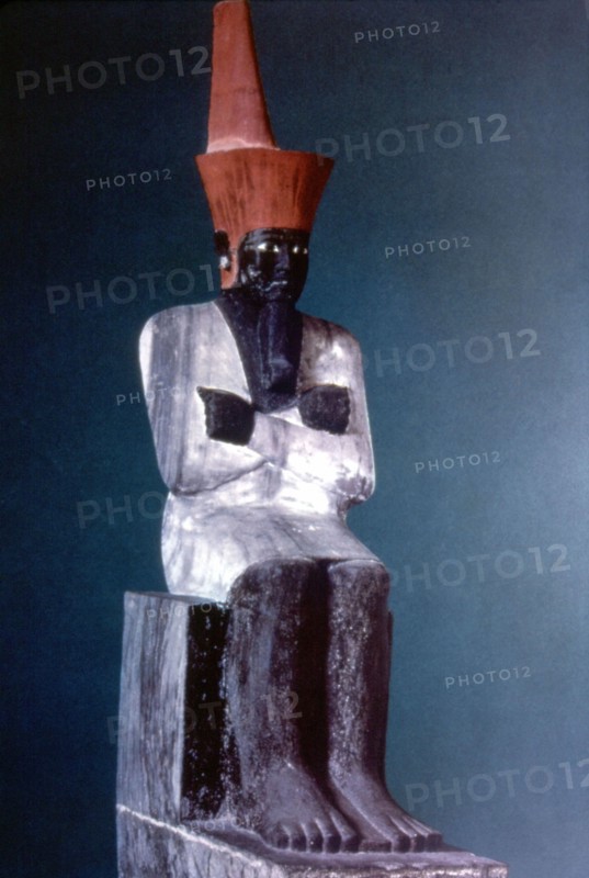 King Montuhotep II "Neb-Hetep-Rê" in jubilee costume with the white mantle of the Sed holiday