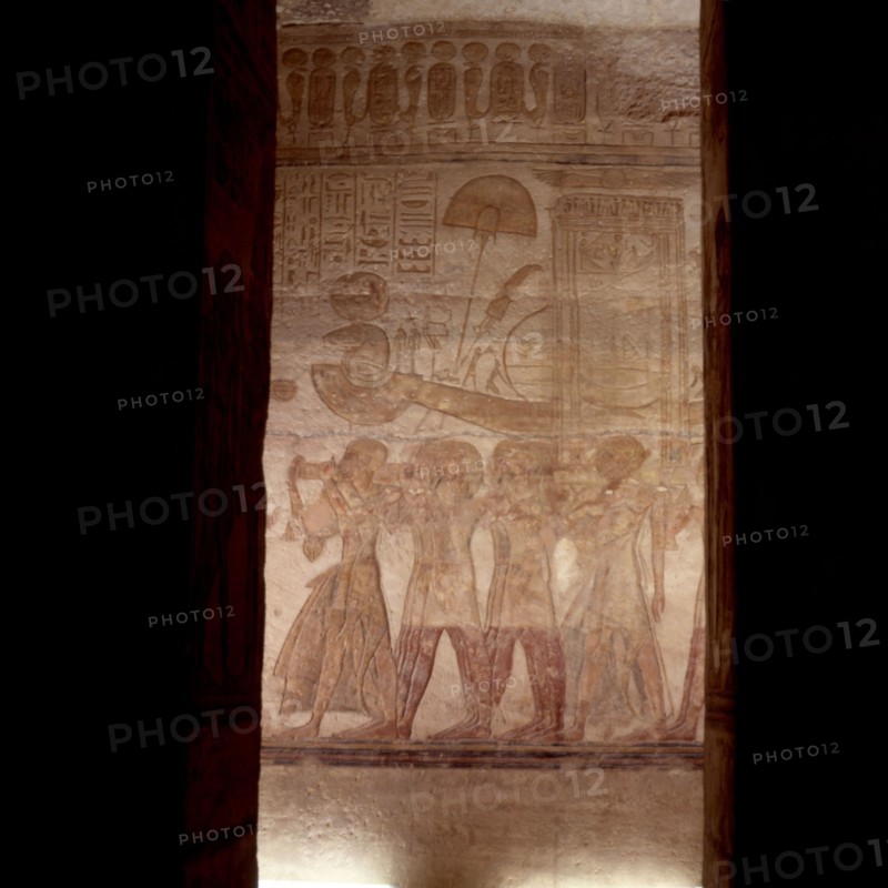 Abou-Simbel, Grand temple de Ramsès II. Pronaos
