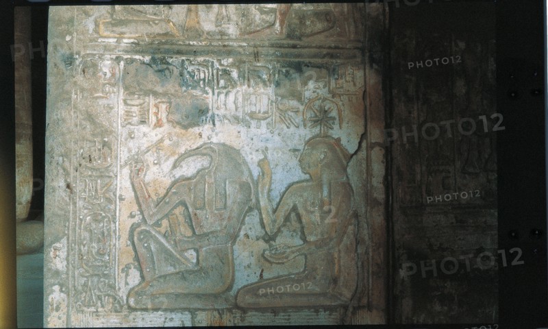 Abydos, Thot and  Sechat holding the secrets of knowledge