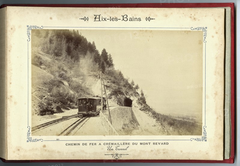 Aix-les-Bains : chemin de fer à crémaillère du Mont Revard