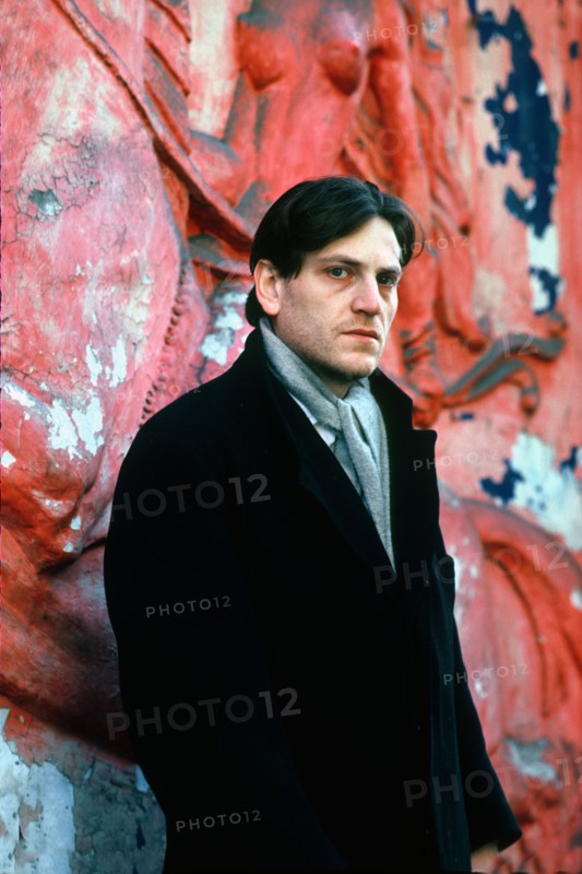 Tchéky Karyo, 1983