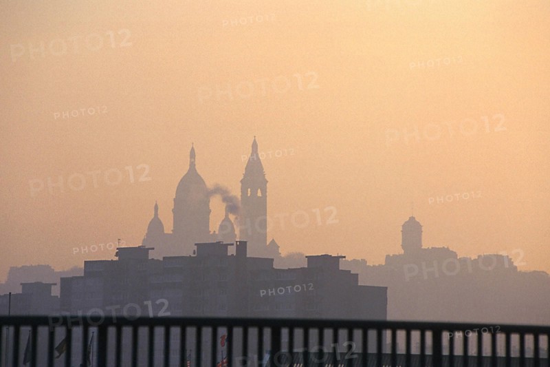 Sacré-Coeur dans la Brume, Paris