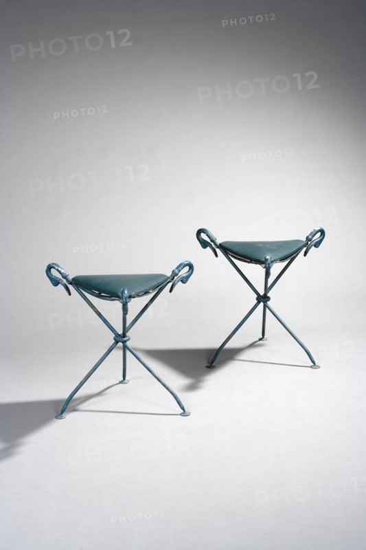 Coard, Stools