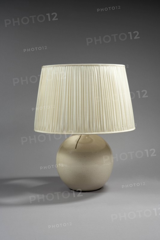 Besnard, Pied de lampe