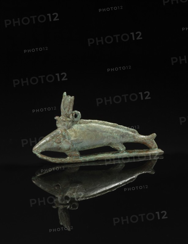 Egyptian votive statuette Oxyrhynchus fish
Bronze
Ptolemaic Period
4,9 in. long
Private collection