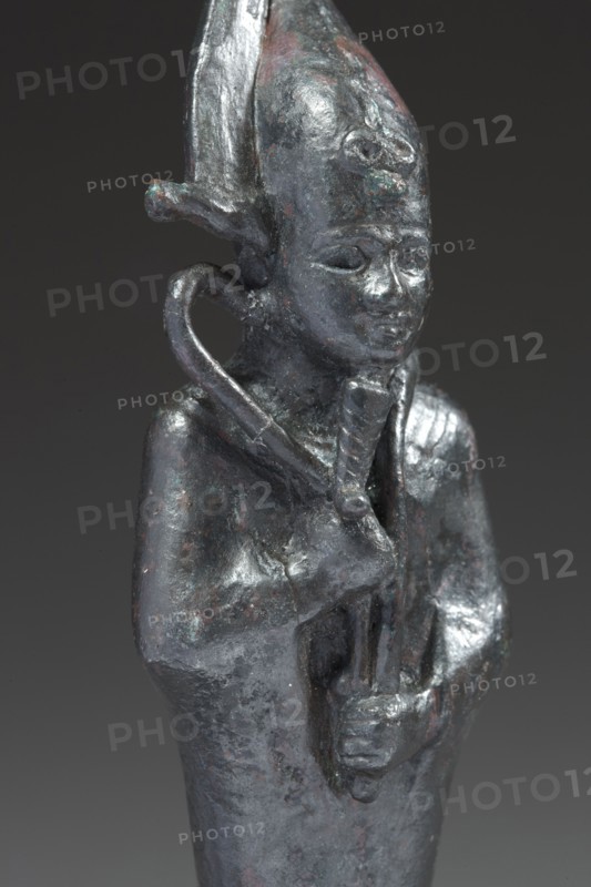 Statuette votive représentant le dieu Osiris (détail)