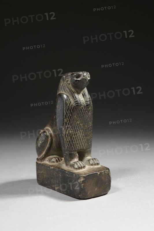 Statuette représentant un hiéracosphinx