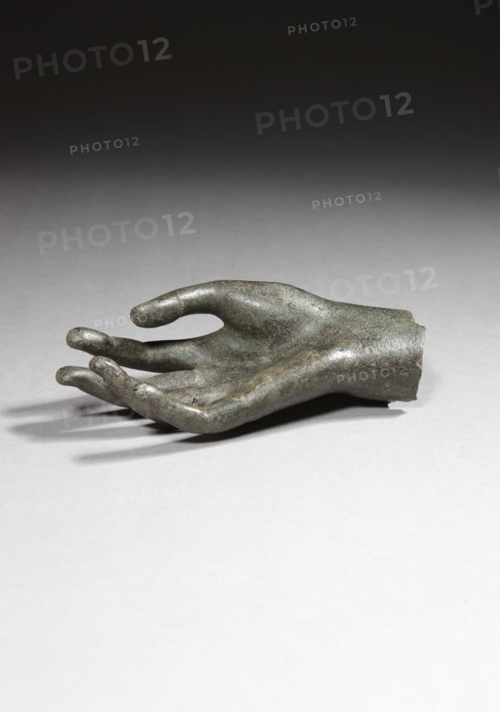 Roman right hand from a statue