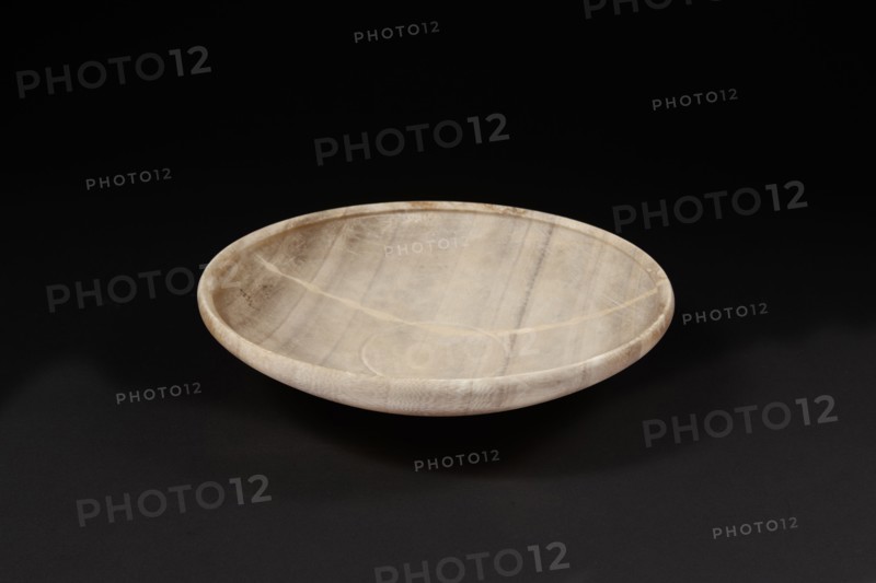Coupe circulaire à lèvre éversée