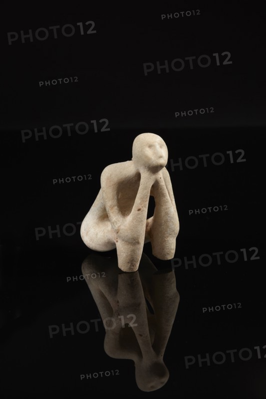 Statuette représentant un homme stylisé