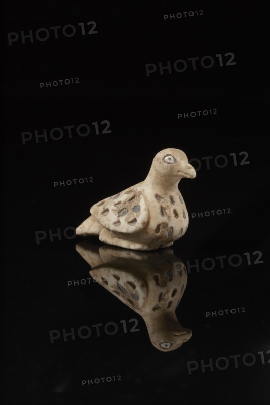 Mesopotamian statuette figuring a bird