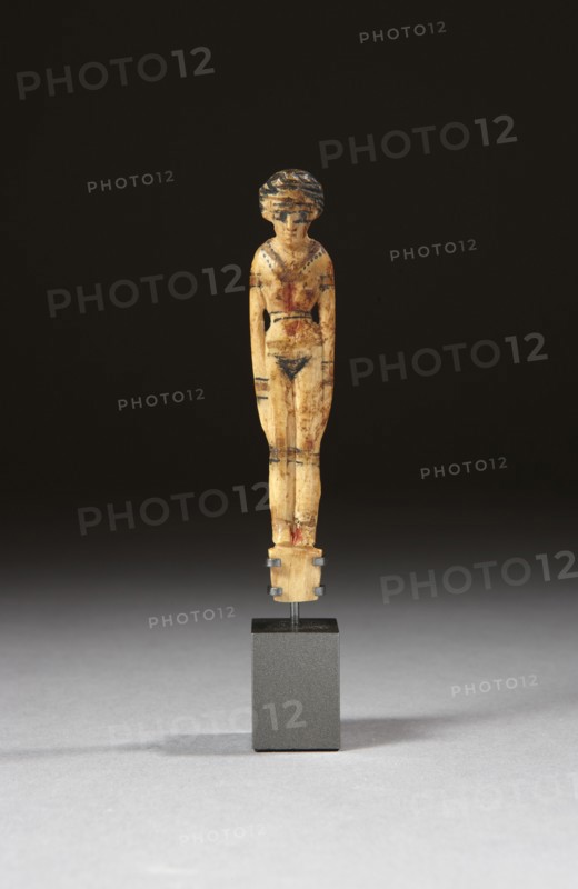 Egyptian statuette of a concubine