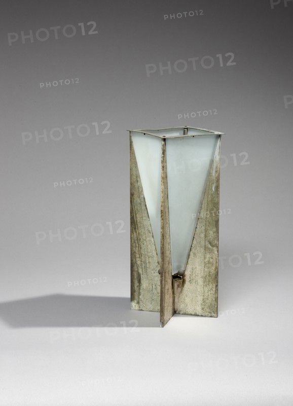 Lampe moderniste