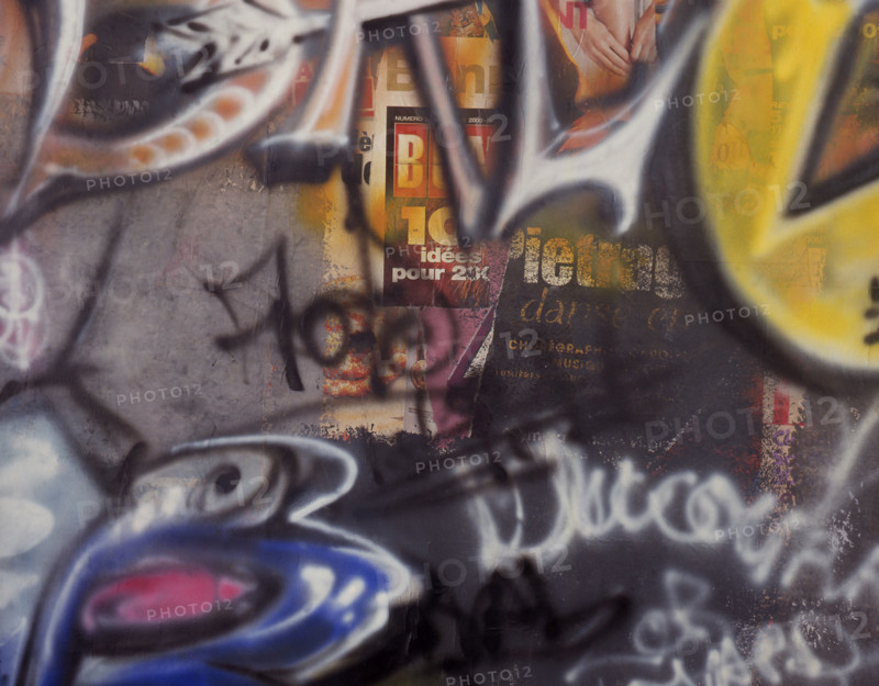 Bâche peinte. Graffiti
