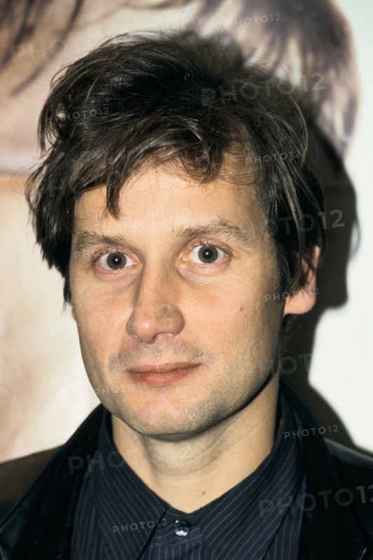 01/31/1994 : Premiere "Quand j'avais cinq ans, je m'ai tue"