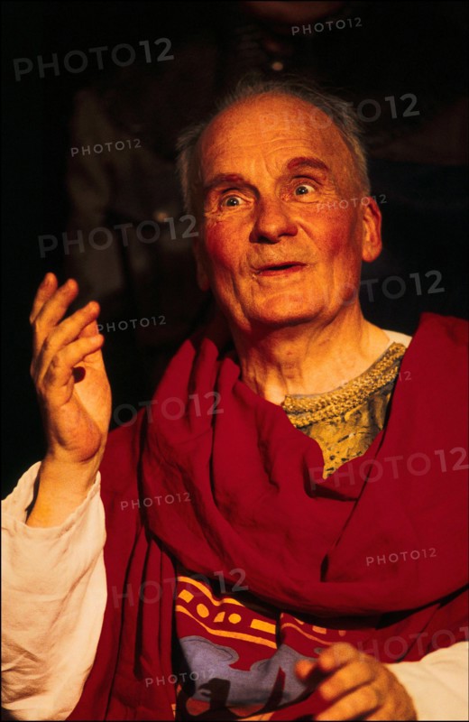 30/08/1994. TH.DE L'ATELIER: "LE ROI SE MEURT"