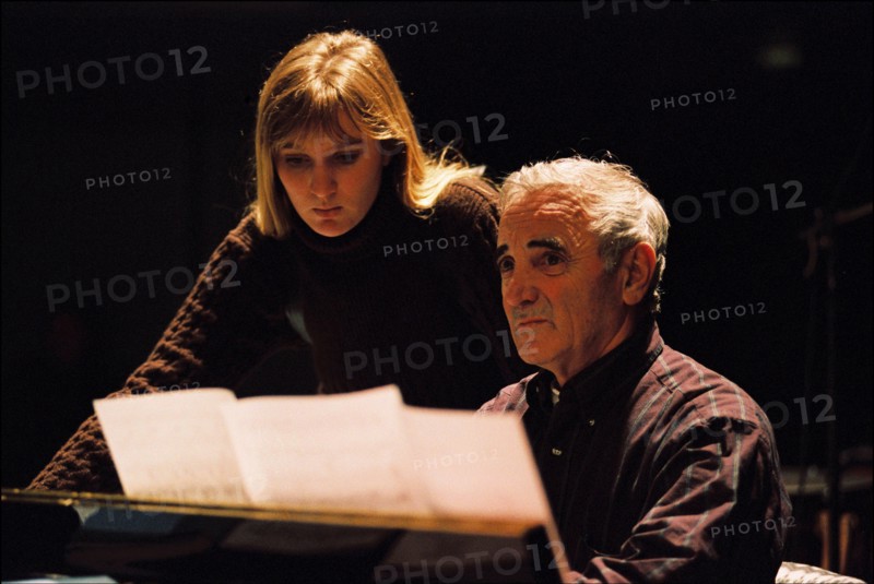03/10/1994. CHARLES AZNAVOUR SUR SCENE : REPETITIONS AU PALAIS DES CONGRES