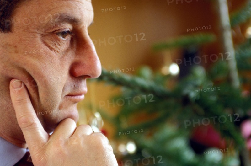 24/12/1994. CLICHY: DIDIER SCHULLER CHEZ LUI
