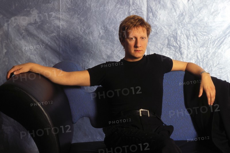09/10/1995. CLOSE-UP ROBERT LEPAGE, METTEUR EN SCENE