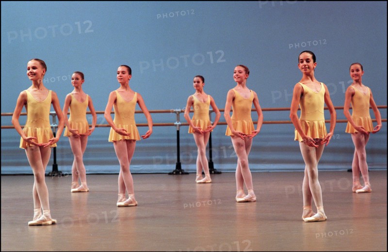 01/10/2000. The "Petits Rats", pupils of the Opera Garnier ballet class in Paris, working as extras.