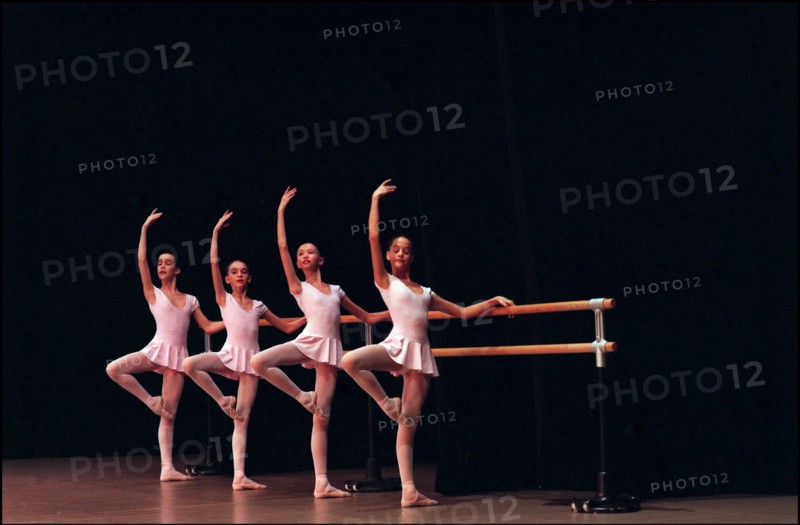 01/10/2000. The "Petits Rats", pupils of the Opera Garnier ballet class in Paris, working as extras.