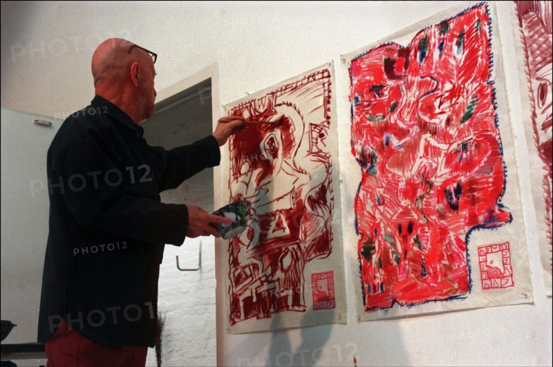 14/08/1998. BOUGIVAL: P. ALECHINSKY DS SON ATELIER
