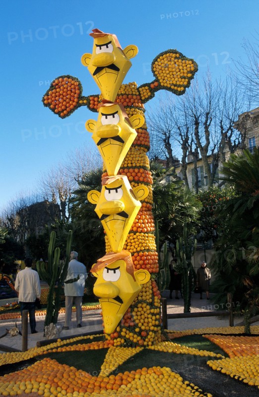24/02/1999. FESTIVAL DU CITRON A MENTON, AUTOUR DU  THEME DE LUCKY LUKE