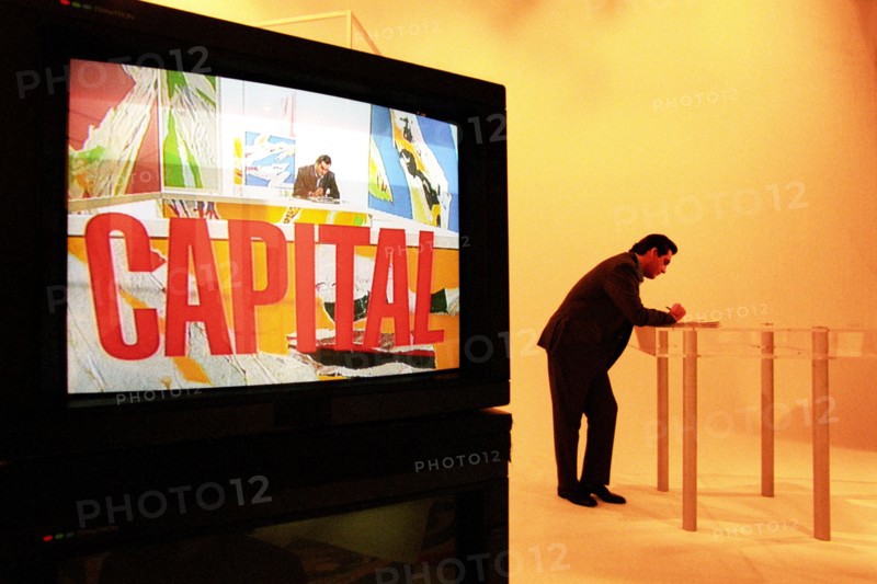 00/12/1999. TV. "CAPITAL" : 10 ANS DEJA !           **EMBARGO N°25 A MATCH**