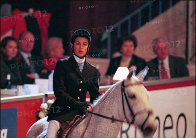 04/13/2000. Jumping in Monaco.