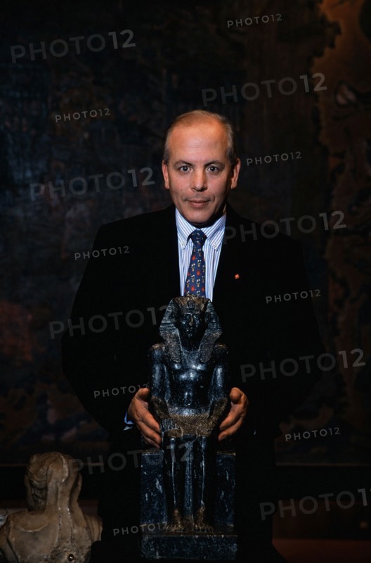 00/11/1998. CHAKIB SLITINE, EXPERT EN ARCHEOLOGIE