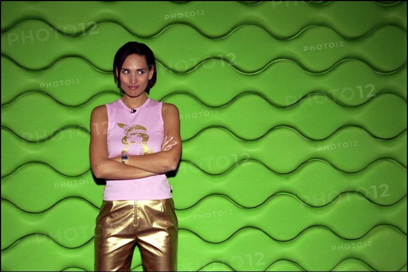 10/00/2000. Frederique Bedos - french host on MTV