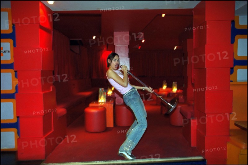 10/00/2000. Frederique Bedos - french host on MTV