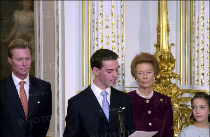 12/18/2000. Prince Guillaume enthroned Grand Duke of Luxembourg.