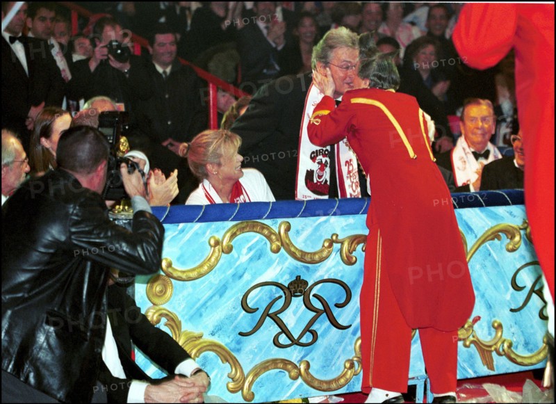 01/23/2001. The Monaco Circus Festival: prize ceremony.