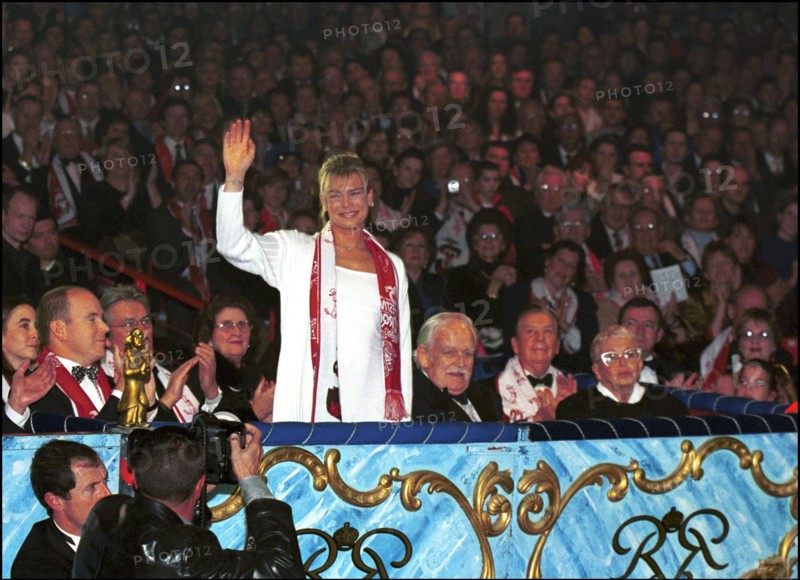 01/23/2001. The Monaco Circus Festival: prize ceremony.