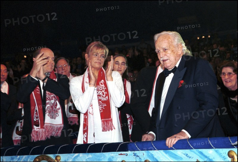01/23/2001. The Monaco Circus Festival: awards ceremony.