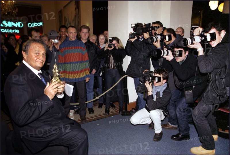 02/00/2001. Luchon Festival: Photo Call Roger Hanin