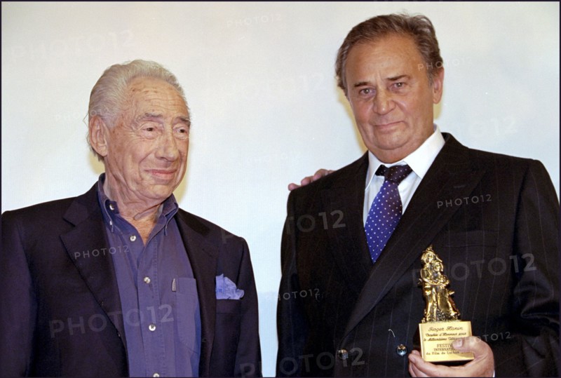 02/00/2001. Luchon Festival: Photo Call Roger Hanin