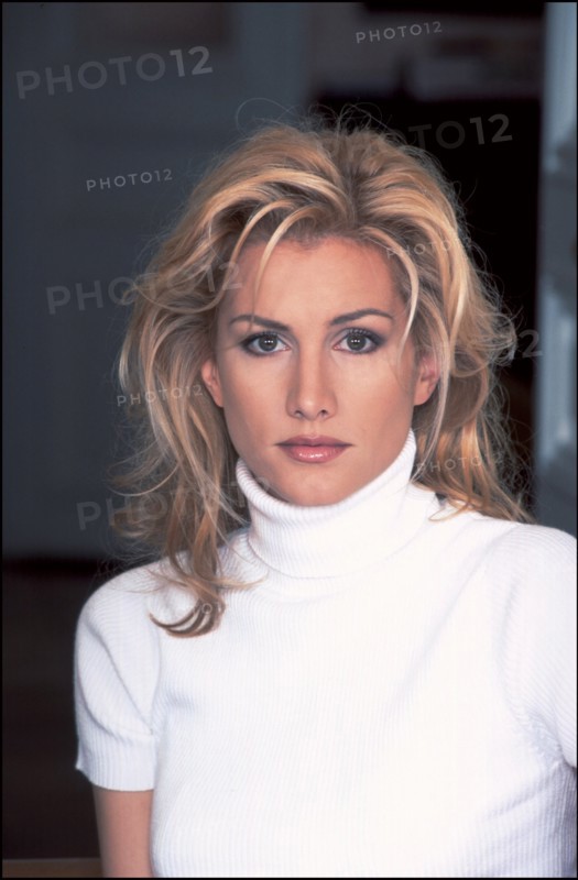 00/00/2000. EXCLUSIVE. Alice Evans, actress