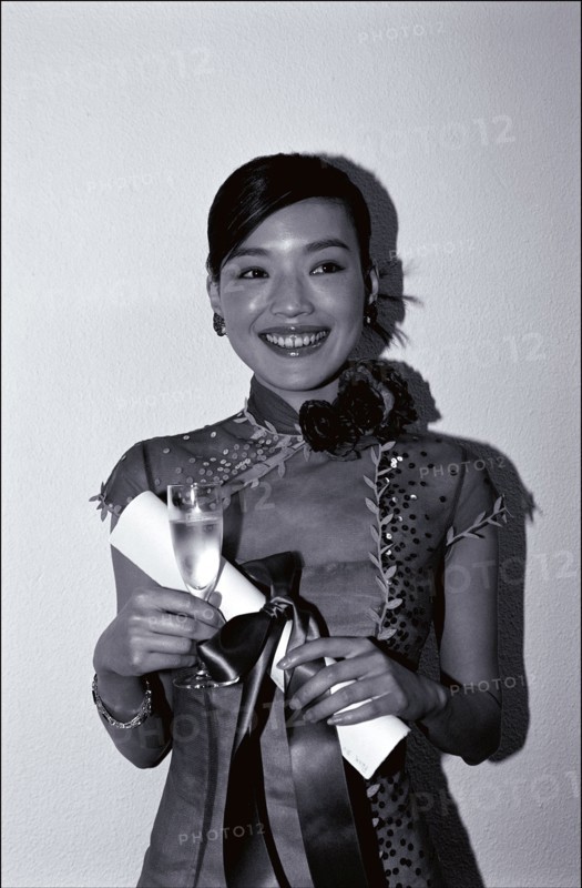 05/20/2001. 54th Cannes Film Festival : Backstage closing ceremony