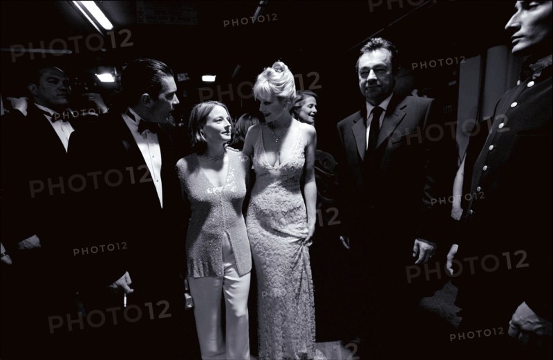 05/20/2001. 54th Cannes Film Festival : Exclusive Backstage closing ceremony