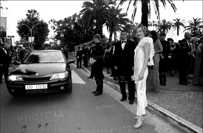 05/20/2001. 54th Cannes Film Festival : Exclusive Backstage closing ceremony