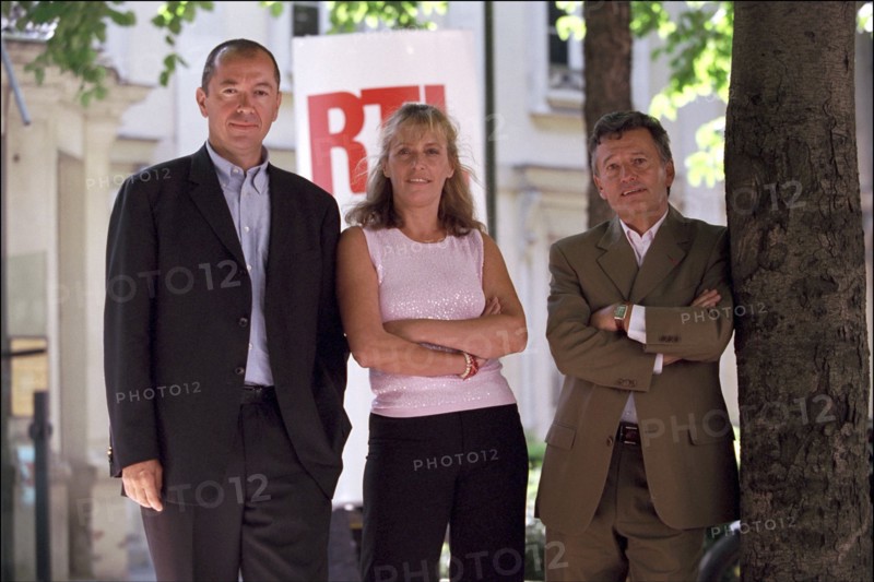 08/00/2001. RTL radio station presents 2001/2002 new schedule.