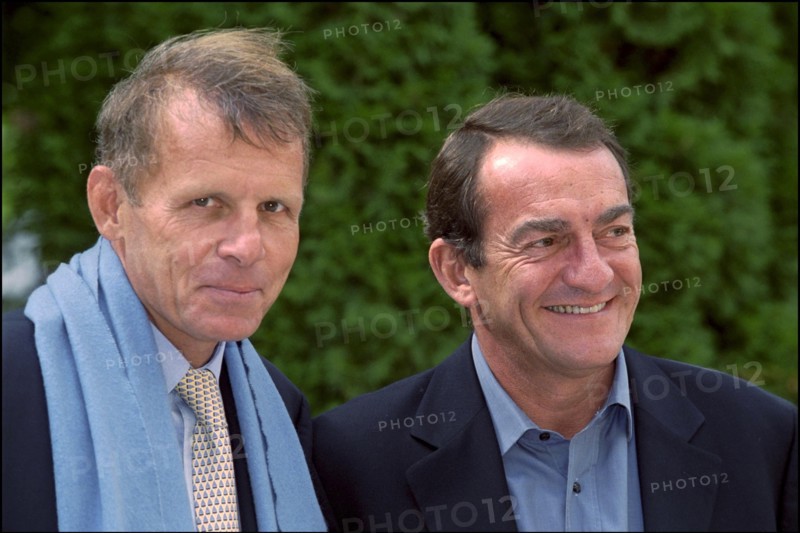 08/00/2001. French TV Channel TF1 present their new schedule for September 2001.